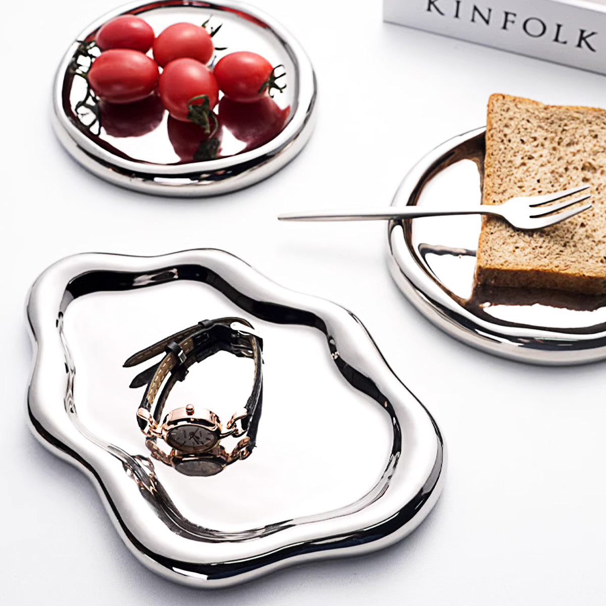 Fluid Ceramic Tray