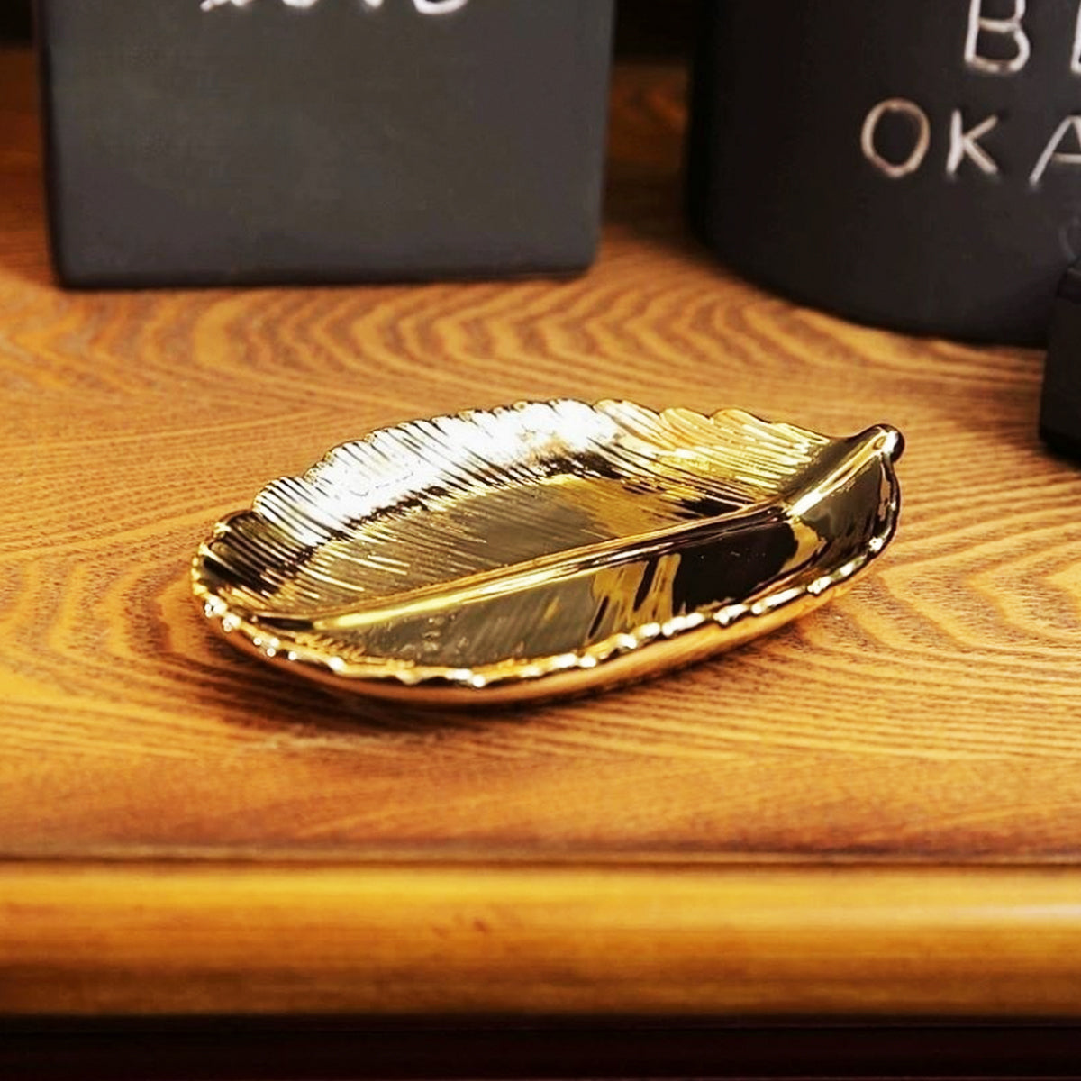 Ceramic Golden Leaf Jewelry Tray
