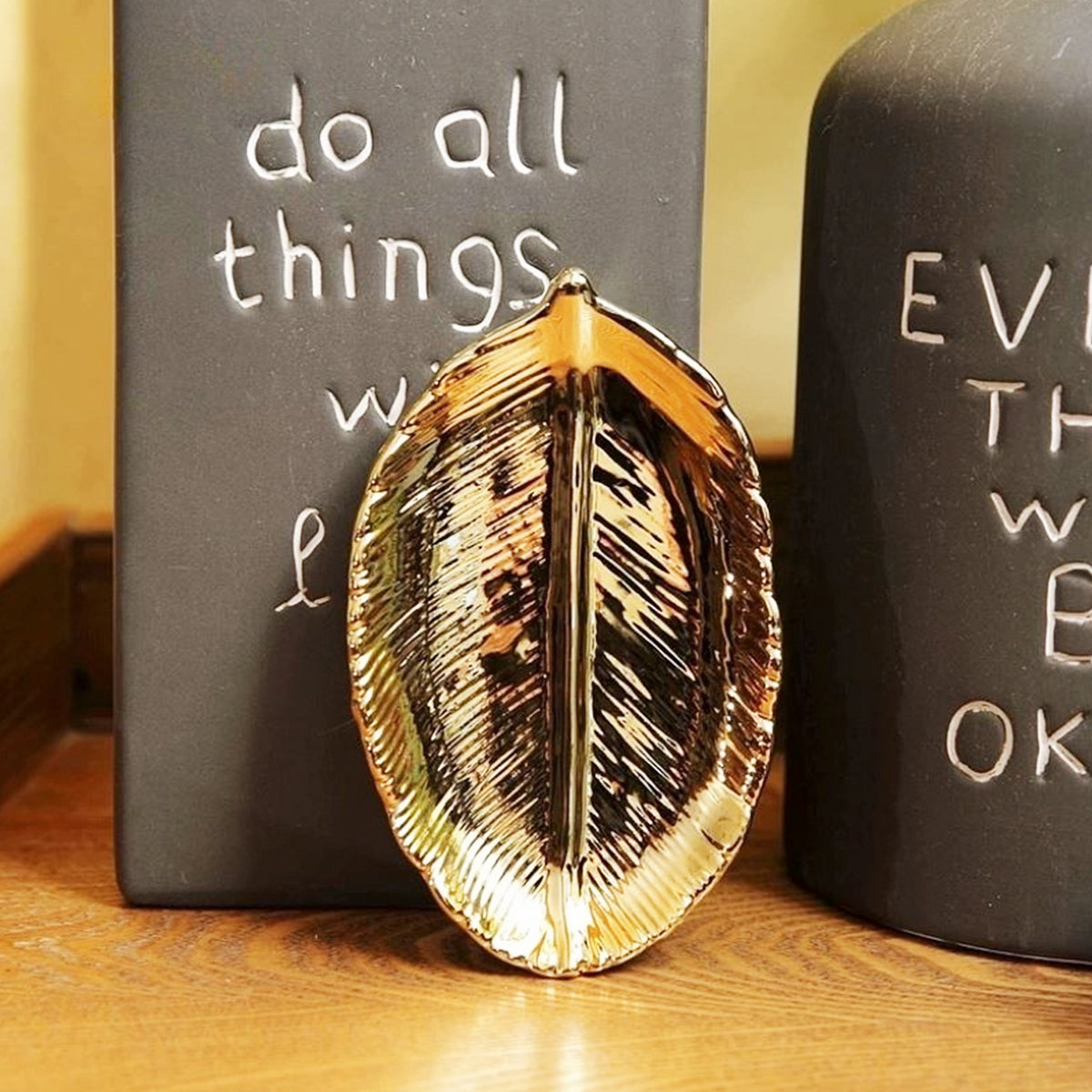 Ceramic Golden Leaf Jewelry Tray