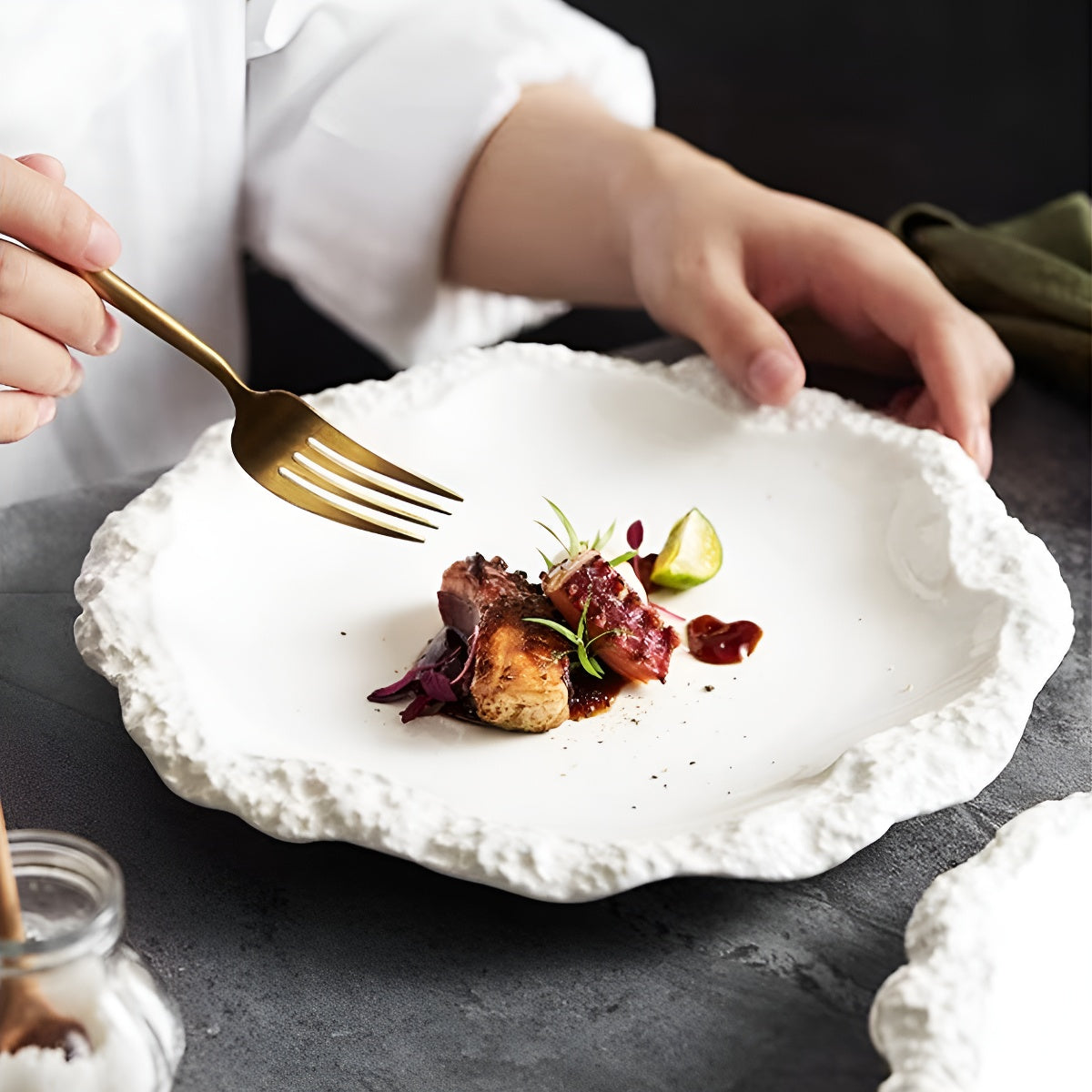 White Irregular Rock-Inspired Edge Ceramic Plates