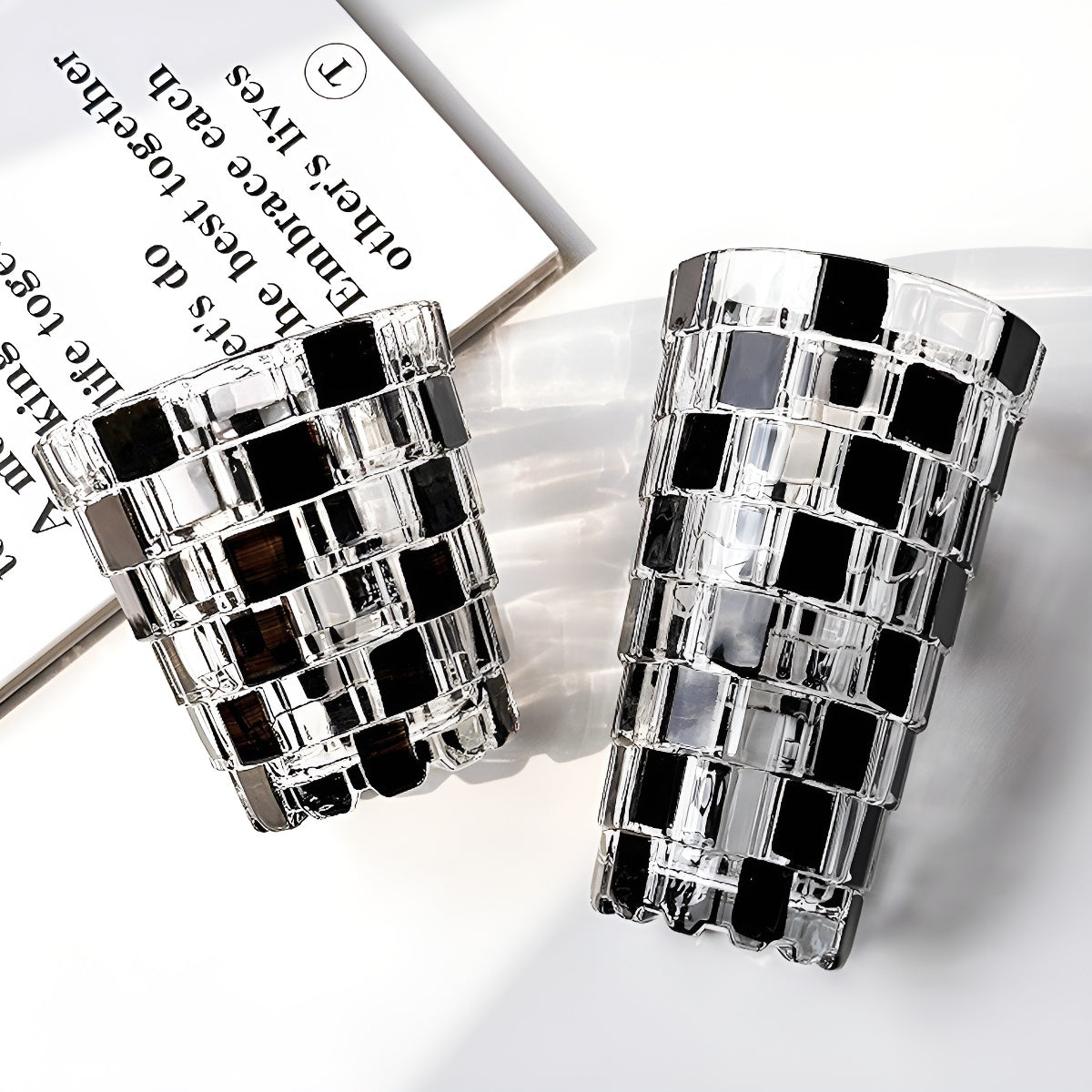 Black & Clear Woven Texture Glass Tumbler