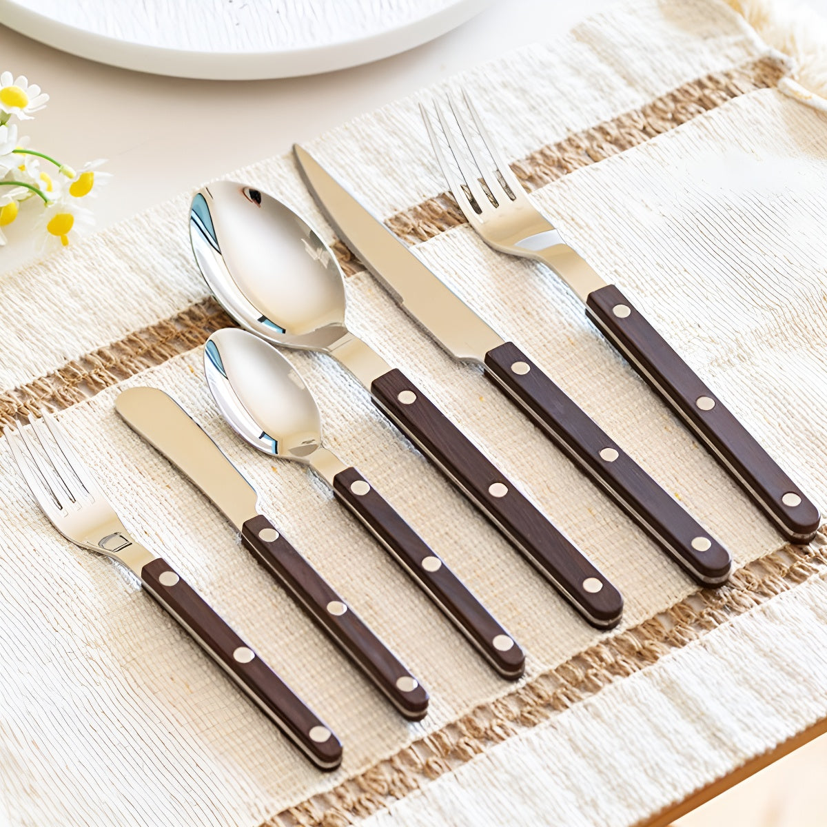 Wooden-Style Handle Stainless Steel Cutlery Set
