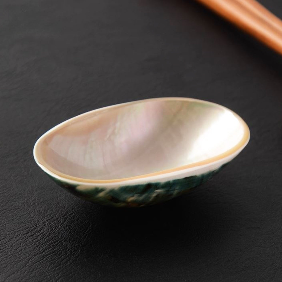 Mother-of-Pearl Sauce Dip Dish