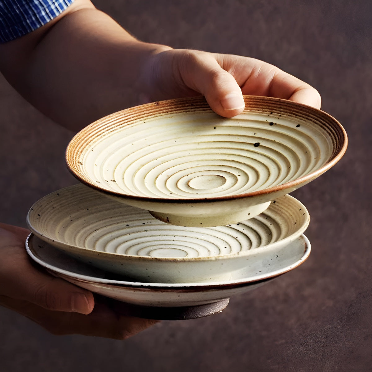 6 Inch Ribbed Rustic Hat-Shaped Ceramic Plate
