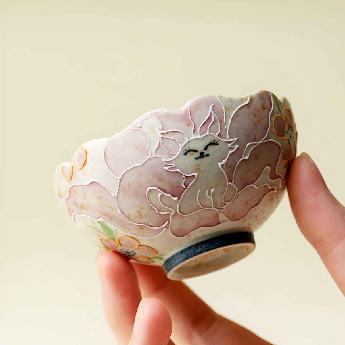 Hand-Painted Cat Petal-Shaped Floral Rim Tea Cup