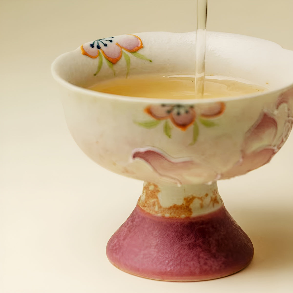 Hand-Painted Cat Floral Rim Ceramic High-Foot Tea Cup