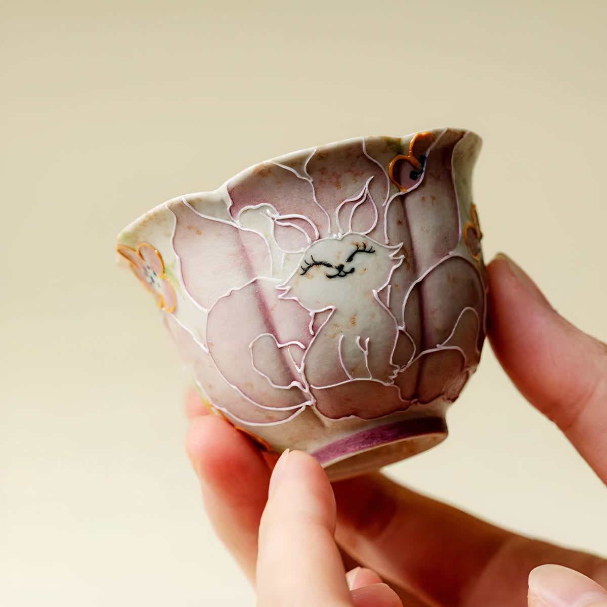 Hand-Painted Cat Lotus Rim Ceramic Tea Cup